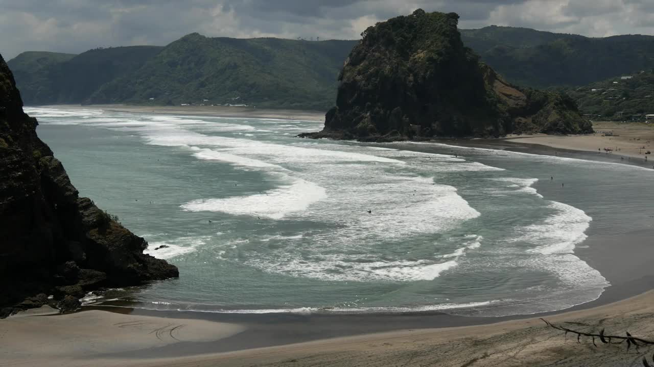 Stock Video Big Beach And Lion Shaped Rock In New Zealand Live Wallpaper For PC - Free Download