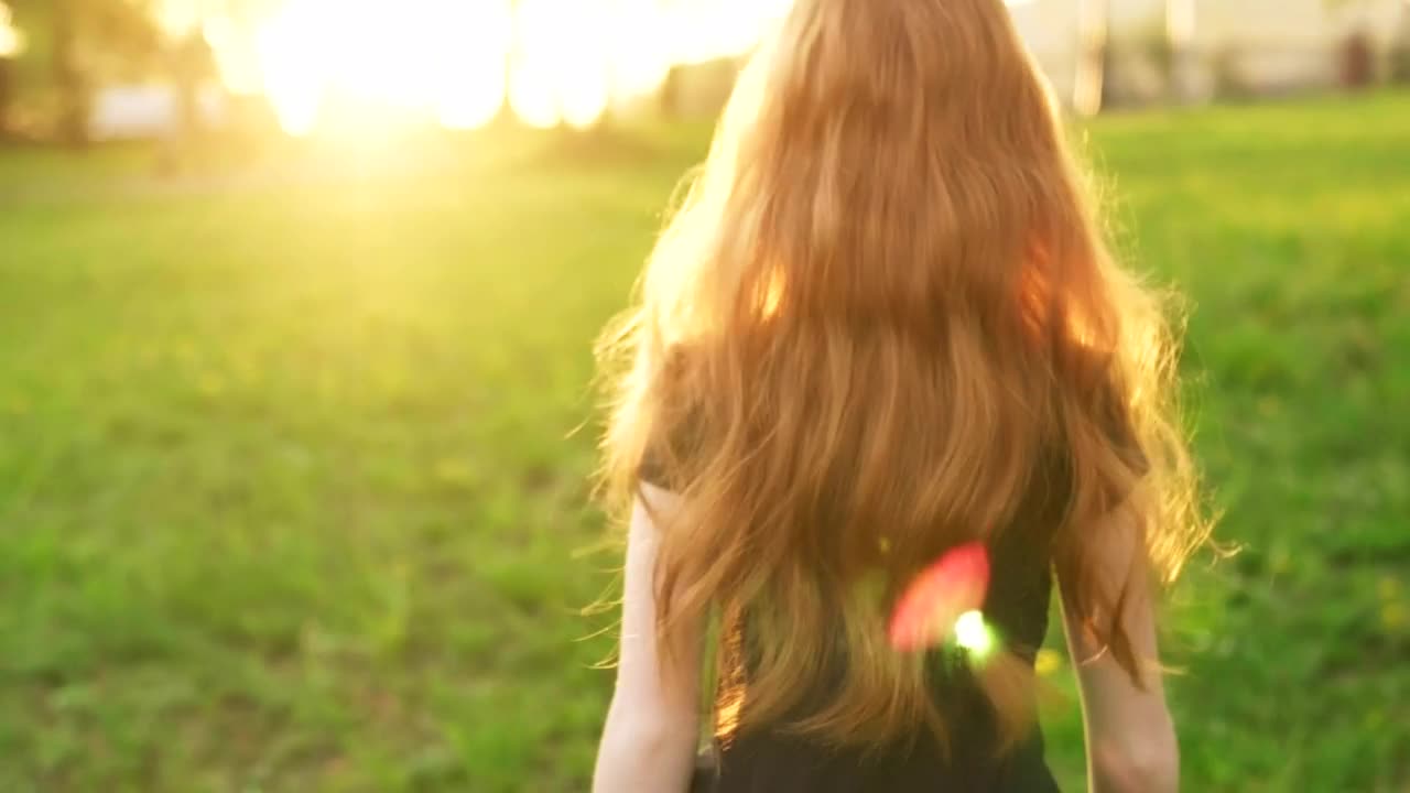 Stock Video Girl Walking Outside Looking Backwards Live Wallpaper For PC - Free Download