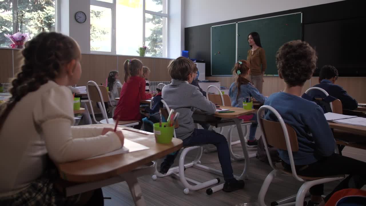 Video Stock Children In A Classroom Raising Their Hands Live Wallpaper For PC - Free Download