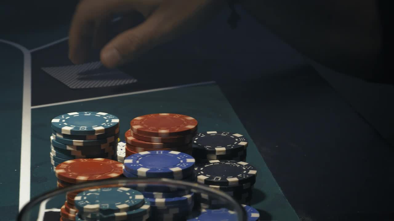 Video Stock Poker Player Receives Cards And Bet Live Wallpaper Free - Free Download