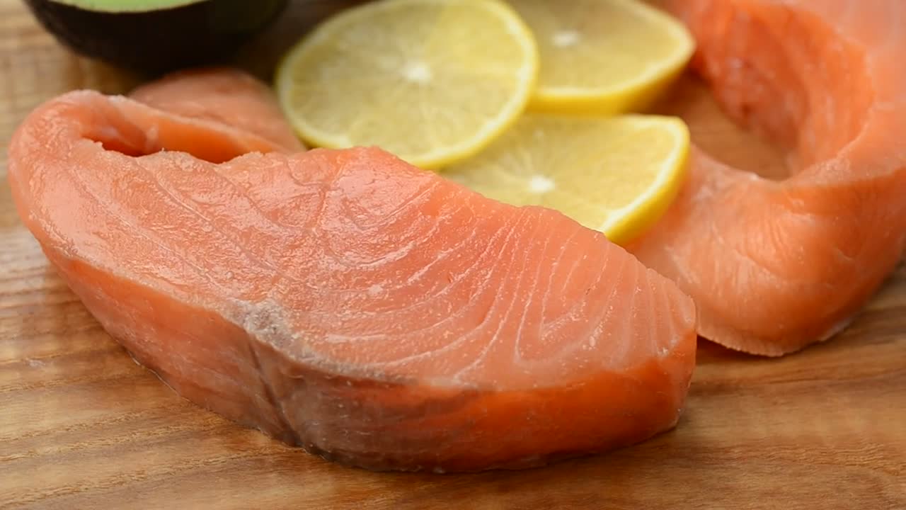 Free Stock Video Salmon Chunks With Lemon Live Wallpaper - Free Download