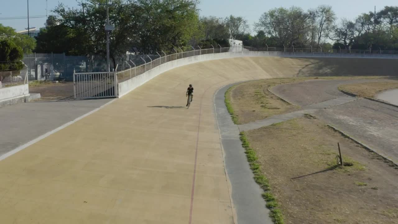 Stock Video Cyclist On A Cycling Track In A Park Live Wallpaper For PC - Free Download