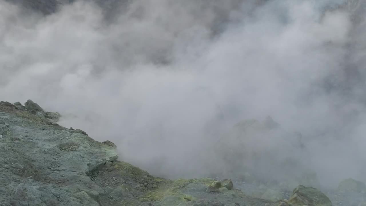 Free Video Stock Smoke Coming Out Of A Volcano Live Wallpaper - Free Download