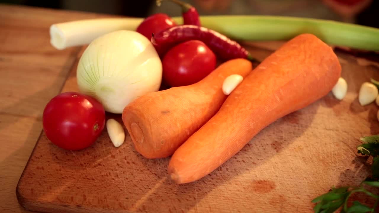Stock Video Fresh Vegetables On A Chopping Board Live Wallpaper For PC - Free Download