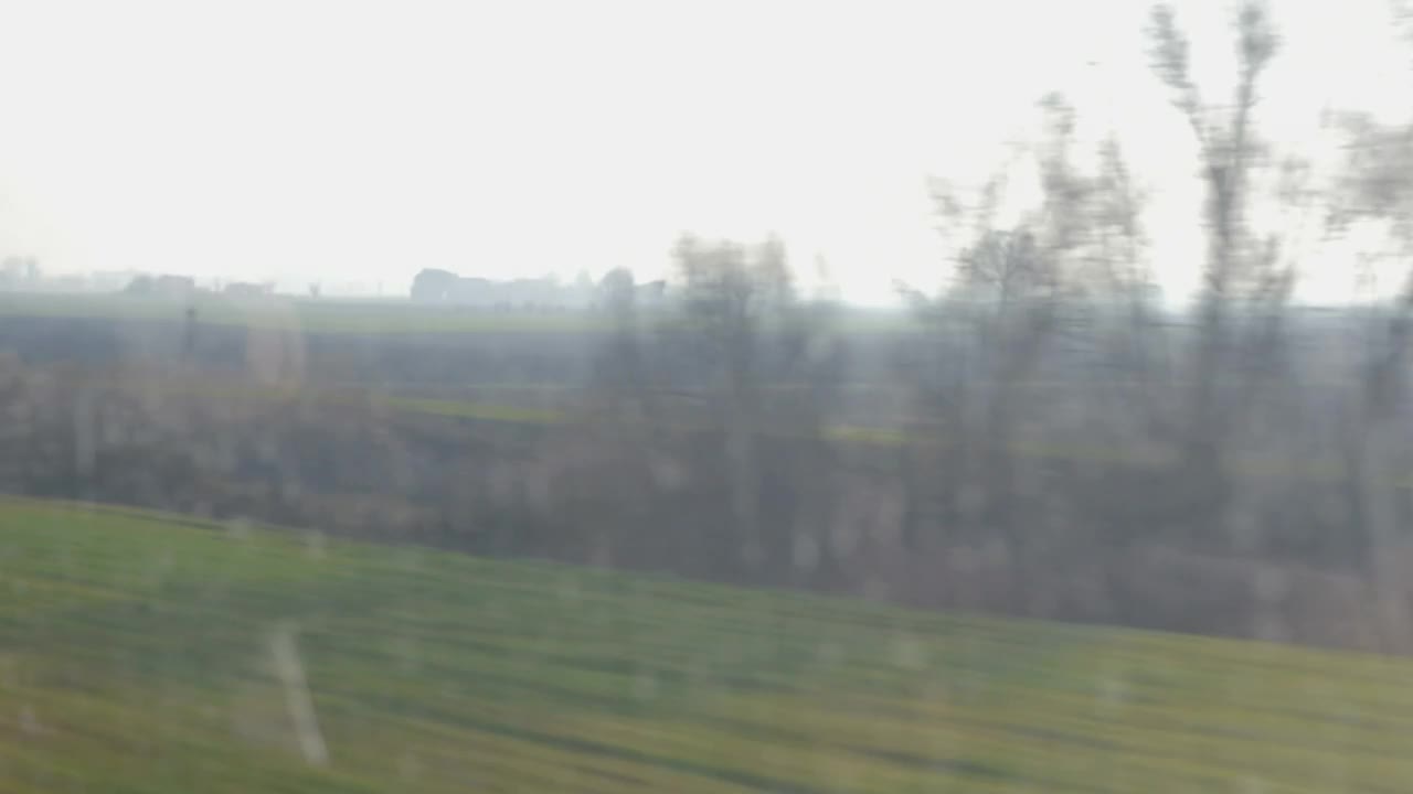Free Stock Video Shopping Online During A Train Journey Live Wallpaper - Free Download