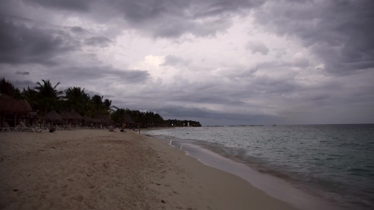 Video Stock Playa Del Carmen On An Overcast Day Live Wallpaper Free - Free Download