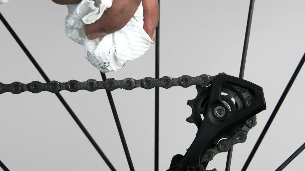 Video Stock Cleaning A Bike Chain Live Wallpaper For PC - Free Download