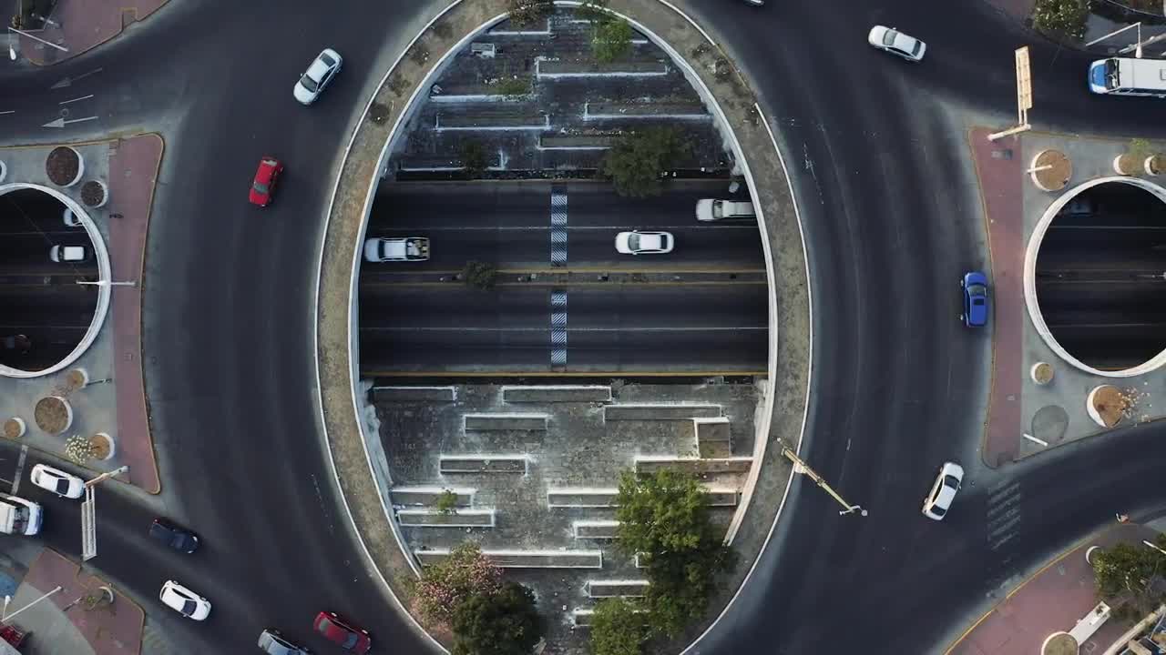 Video Stock City Traffic Going Around A Roundabout From Above Live Wallpaper For PC - Free Download