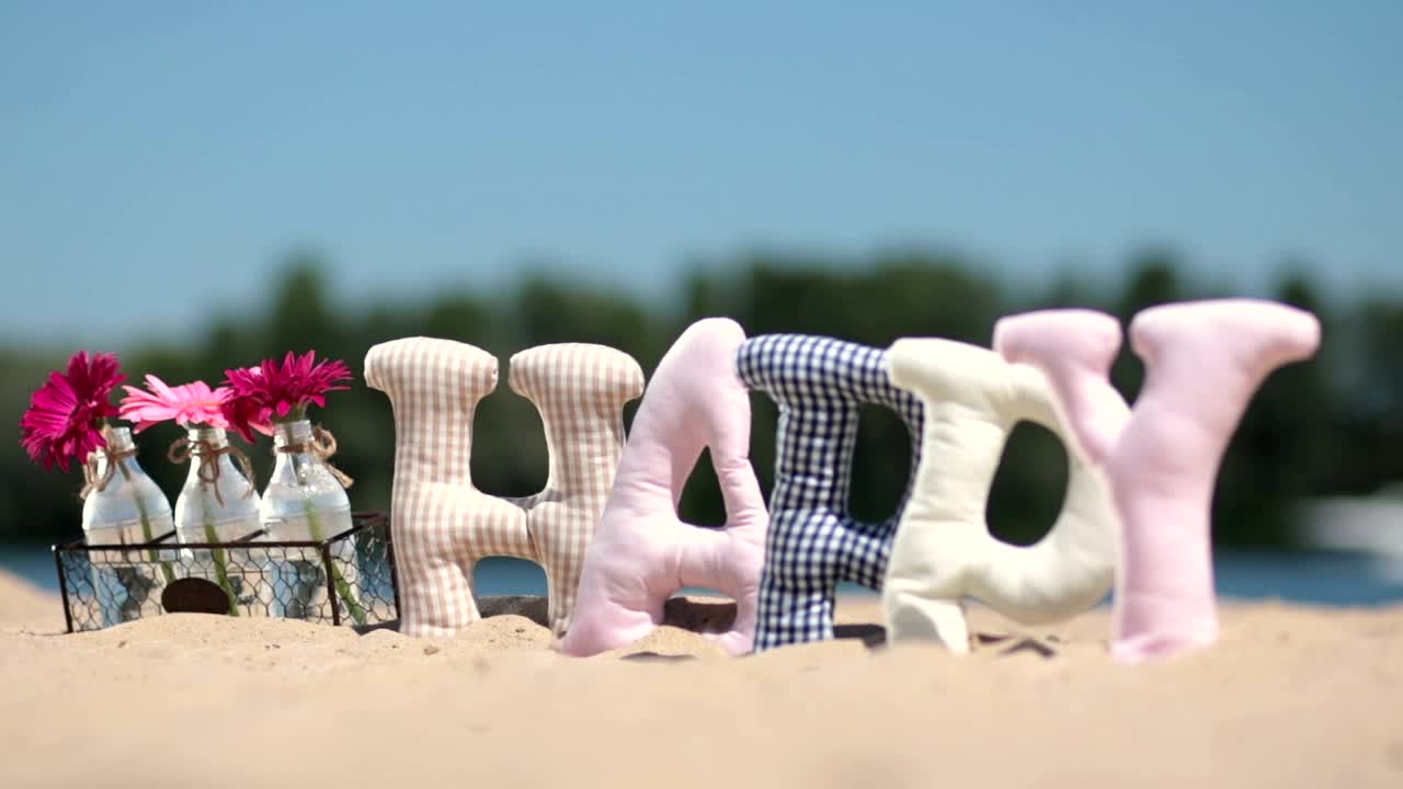 Video Stock Cloth Letters In The Sand Live Wallpaper For PC - Free Download