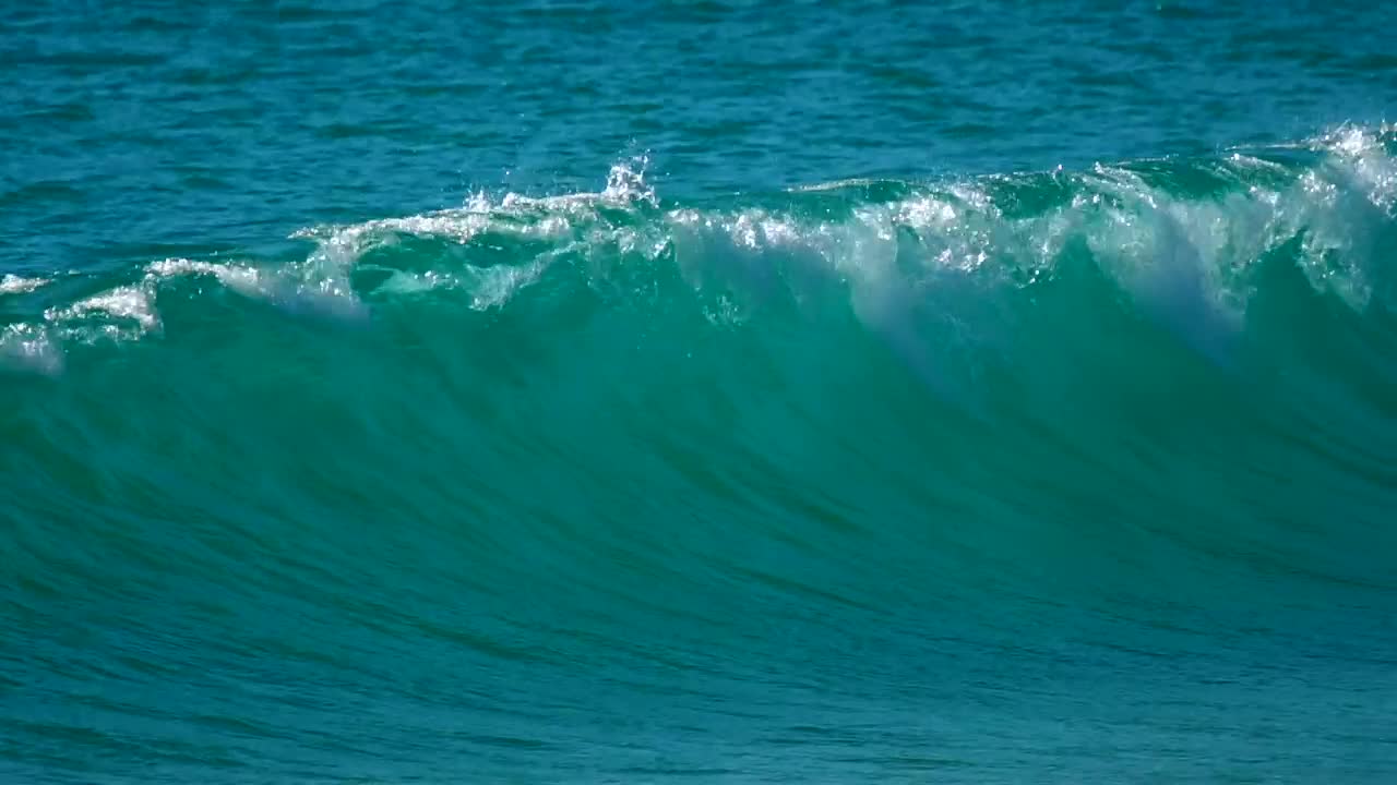 Stock Video Big Wave Crashing Live Wallpaper For PC - Free Download