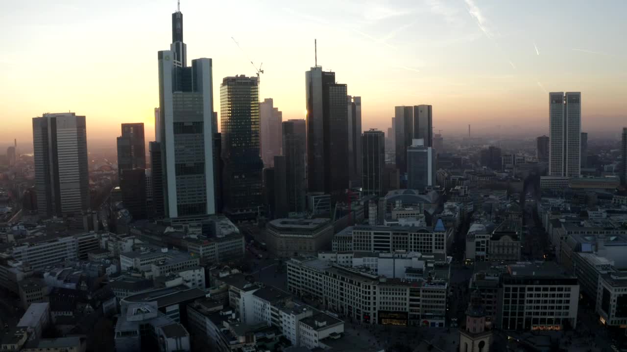 Free Video Stock Sunrise Behind The Skyscrapers Of Frankfurt Live Wallpaper - Free Download