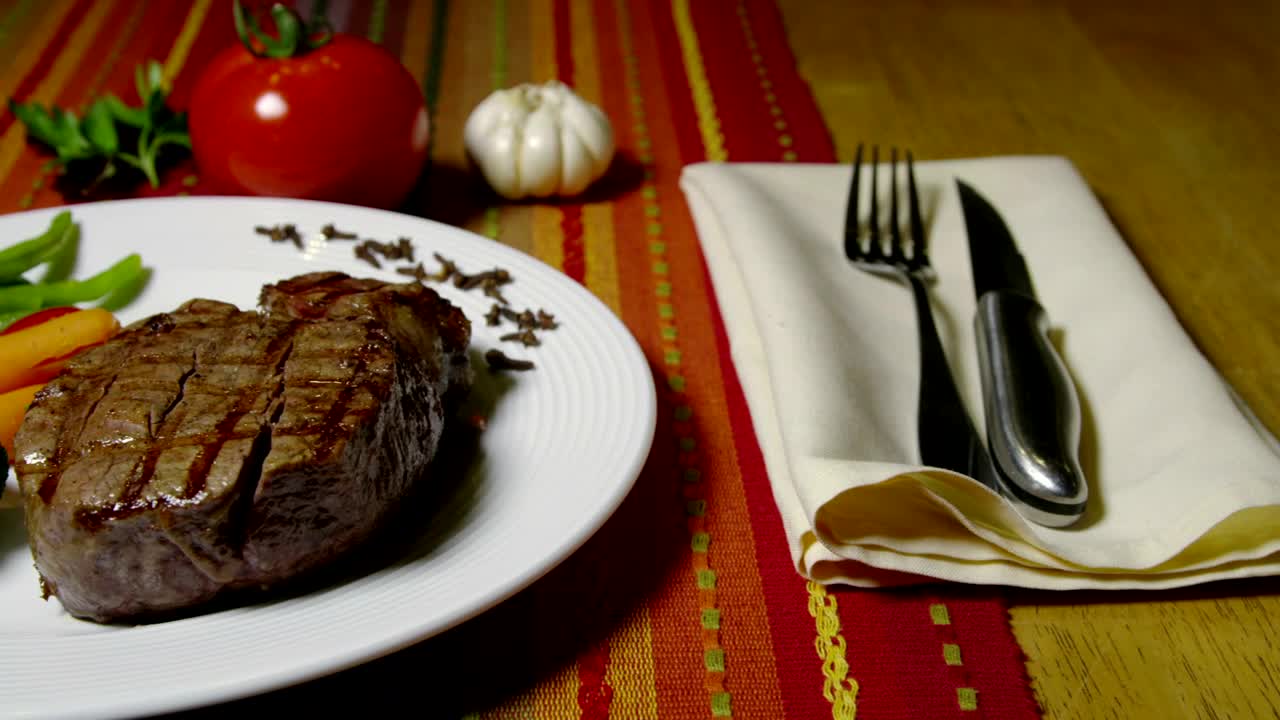 Free Video Stock thick steak with vegetables Live Wallpaper - Free Download