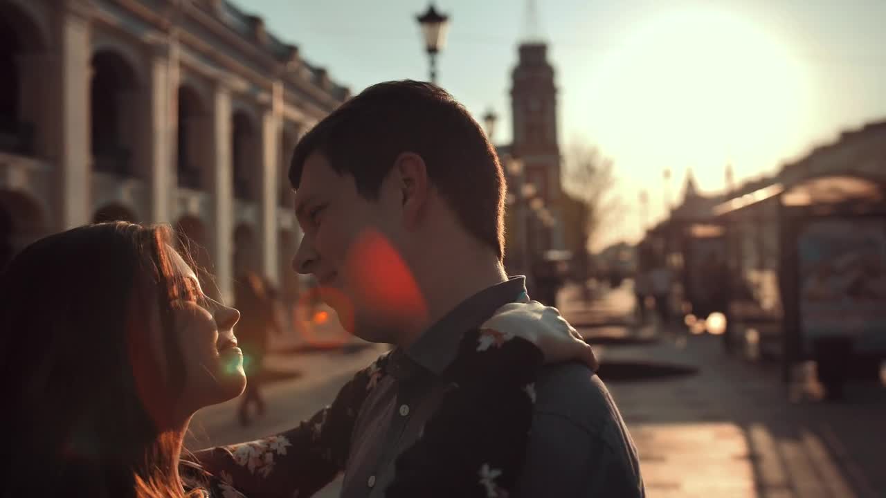 Stock Video Lovers Dancing Romantically At Sunset Animated Wallpaper - Free Download