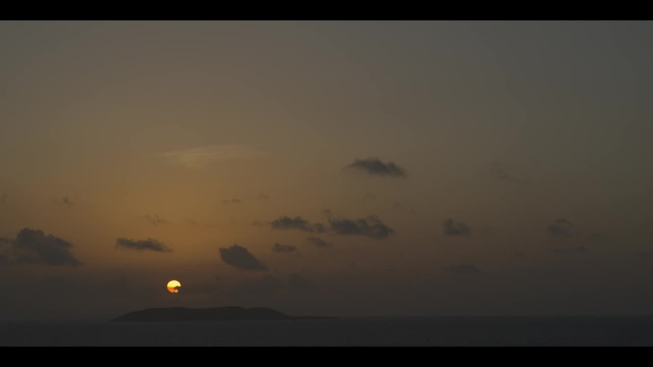 Free Video Stock sunrise in nature seen from afar Live Wallpaper - Free Download