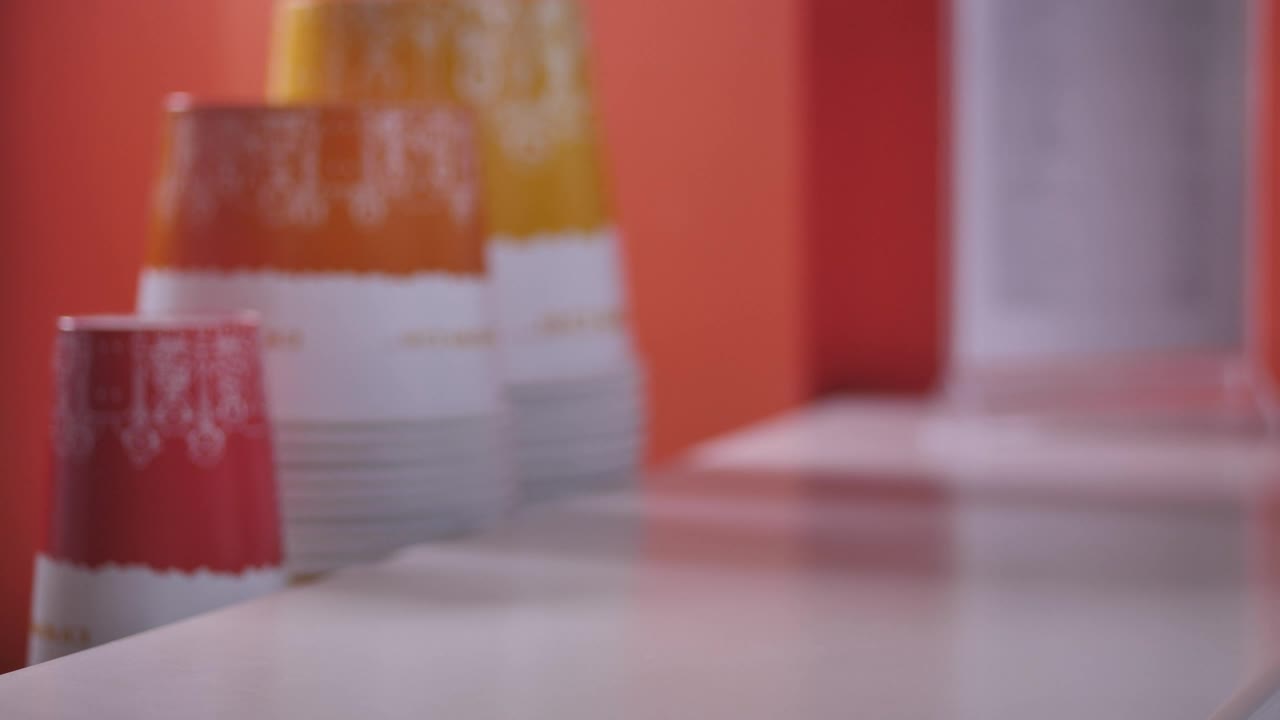 Video Stock Purchasing Popcorn At A Cinema Live Wallpaper Free - Free Download