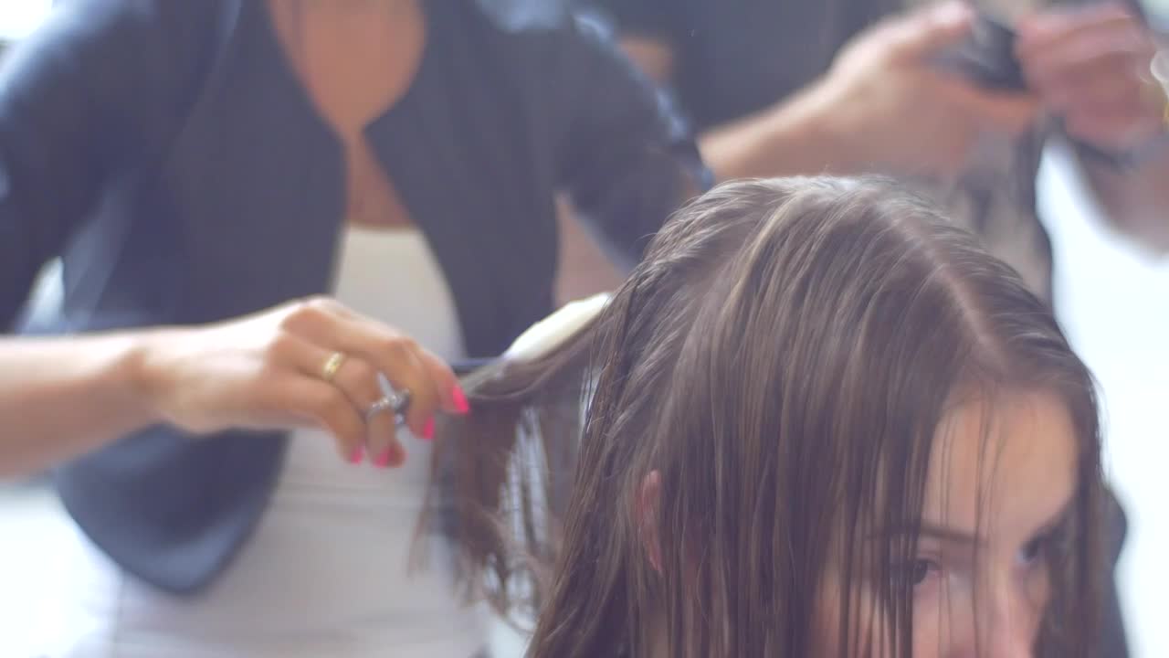Stock Video Hairdresser Using Fire To Cut The Womans Hair Live Wallpaper For PC - Free Download