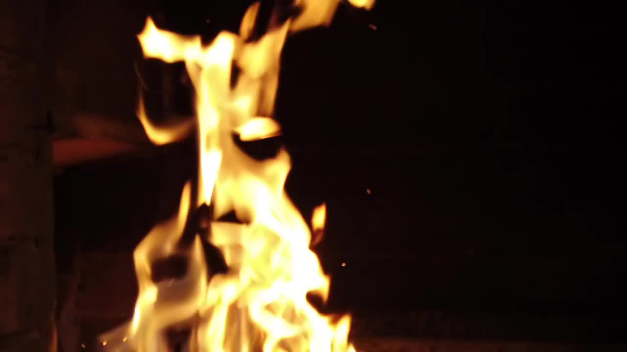 Stock Video Fireplace Burning Bright Live Wallpaper For PC - Free Download