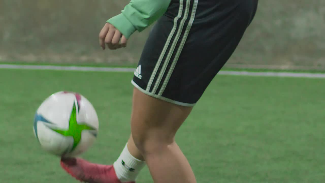 Stock Video Feet Of A Woman Skillfully Ball Juggling Live Wallpaper For PC - Free Download