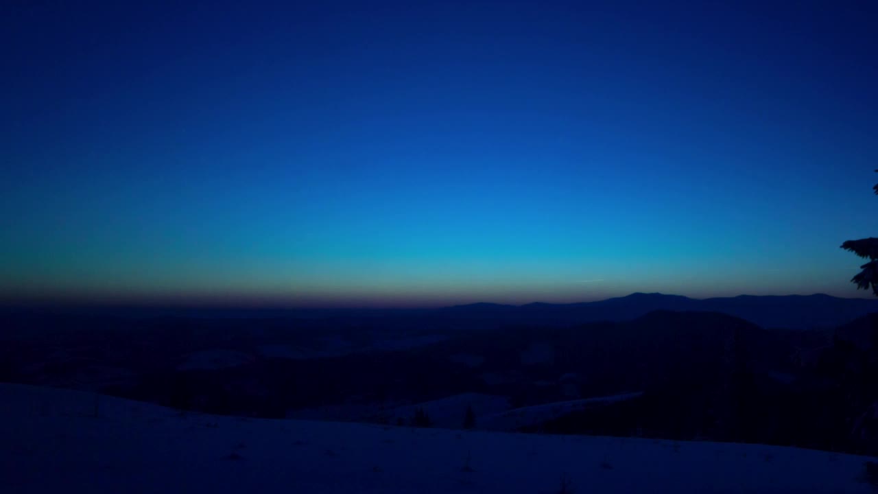 Free Video Stock Sun Shine At Dawn In A Winter Forest Live Wallpaper - Free Download