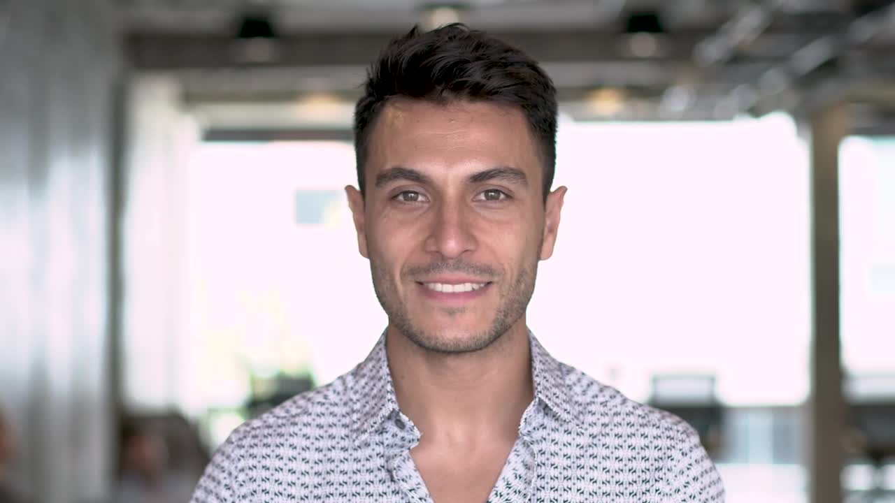 Video Stock Portrait Of A Man Smiling At The Camera Live Wallpaper Free - Free Download