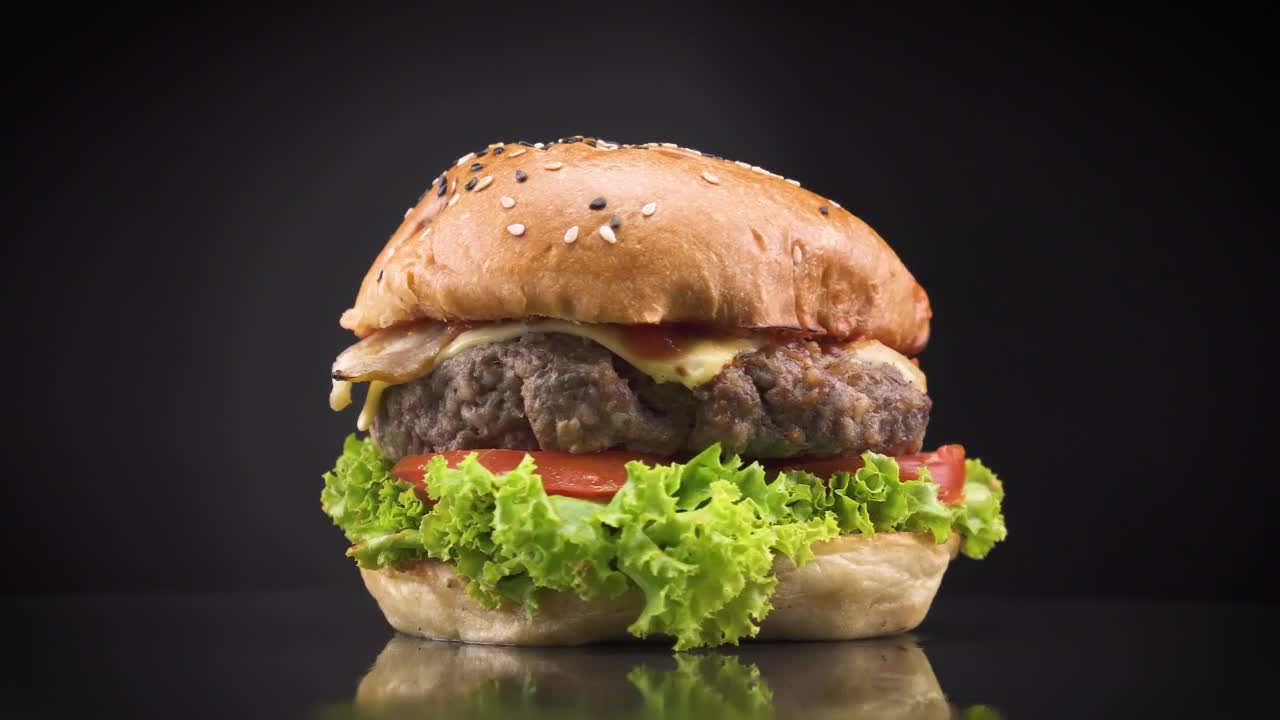 Free Video Stock Spinning Burger With Ketchup Live Wallpaper - Free Download