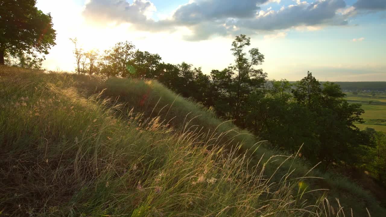 Stock Video Panoramic Shot Of A Landscape In A Valley Live Wallpaper - Free Download