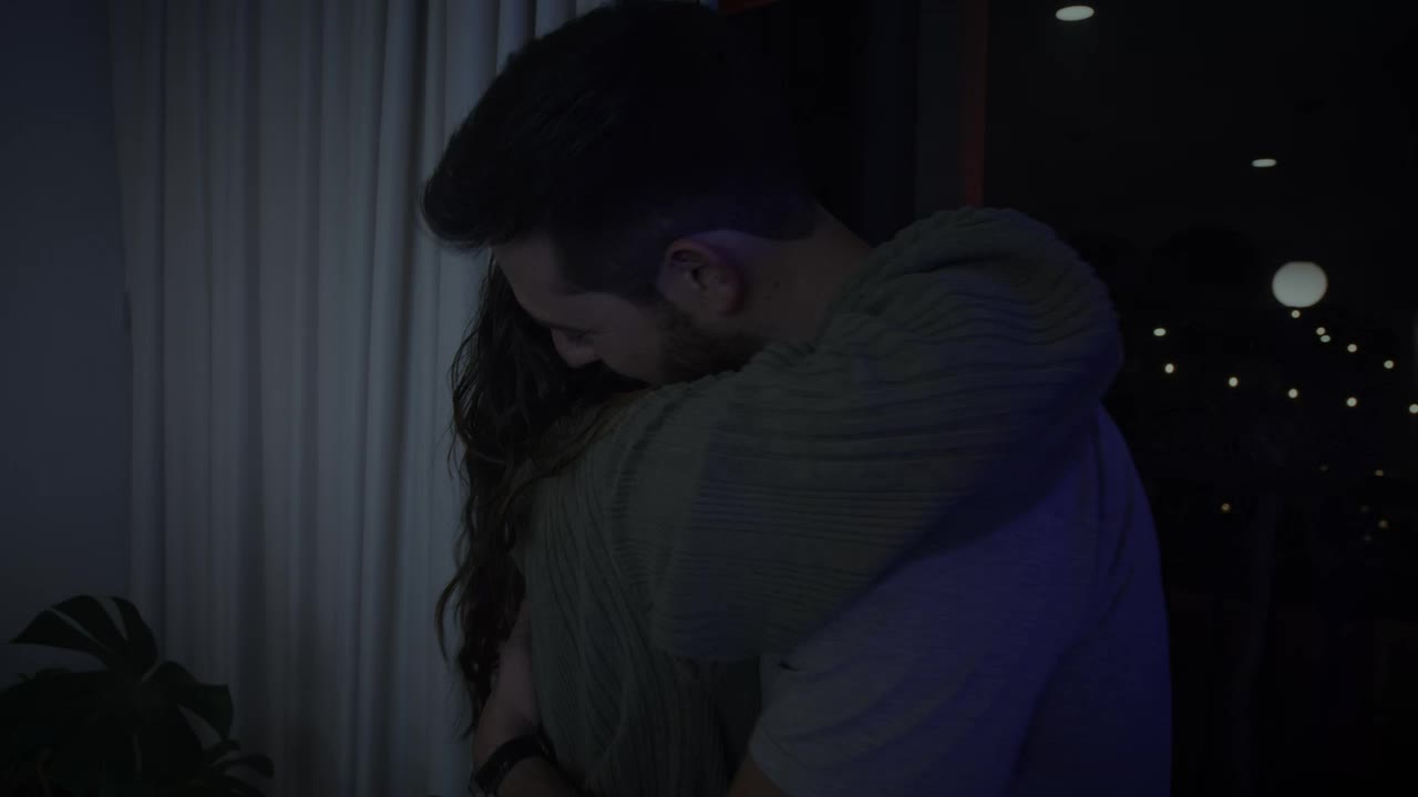 Stock Video Loving Couple Embracing Affectionately Animated Wallpaper - Free Download