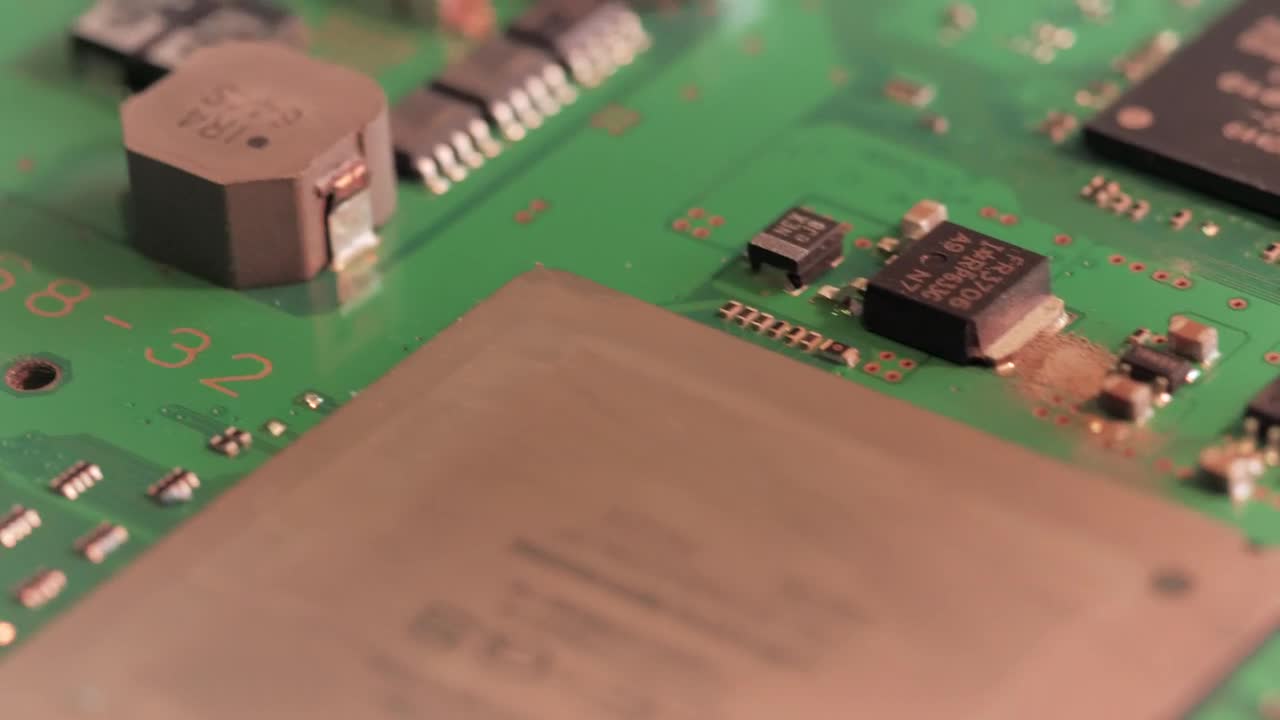 Stock Video Microchips On A Motherboar Animated Wallpaper - Free Download