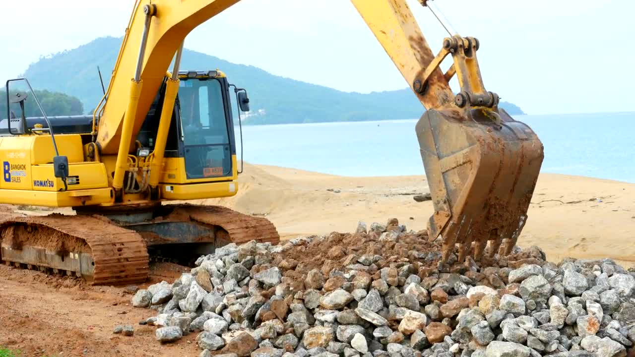 Stock Video Excavator Moving Rocks Live Wallpaper For PC - Free Download
