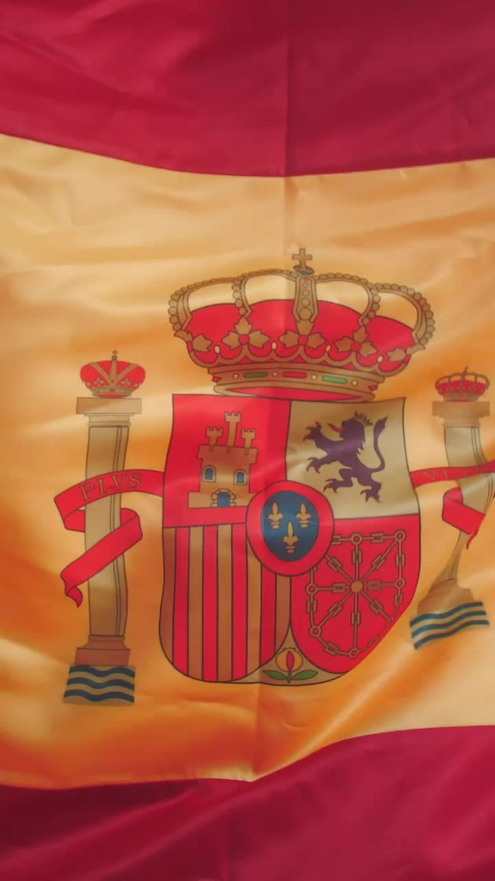 Free Stock Video Vertical Image Of The Spanish Flag Waving Live Wallpaper - Free Download