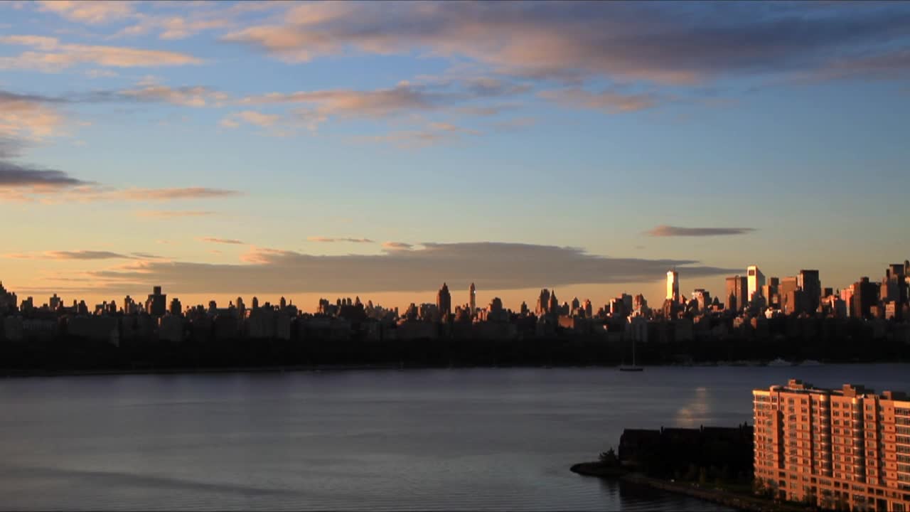 Video Stock Clouds In The Early Morning Live Wallpaper For PC - Free Download