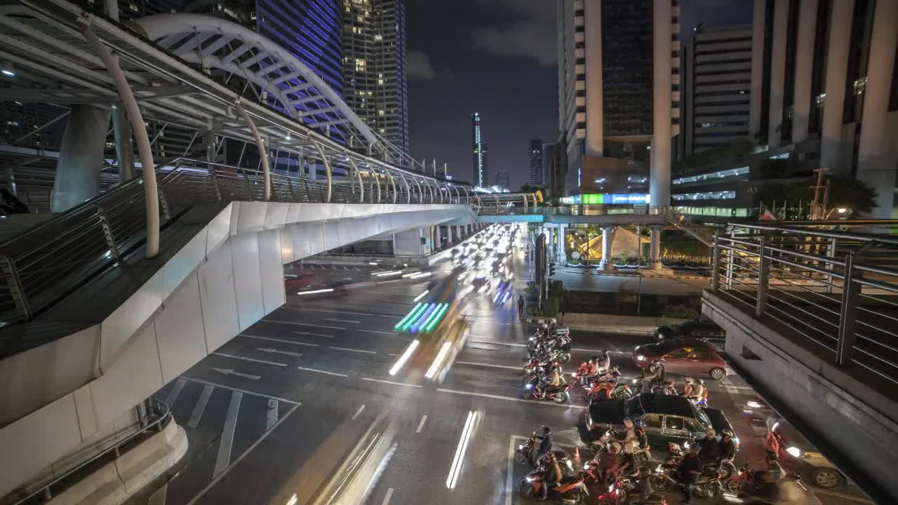 Free Video Stock time lapse of a traffic junction in the night city Live Wallpaper - Free Download