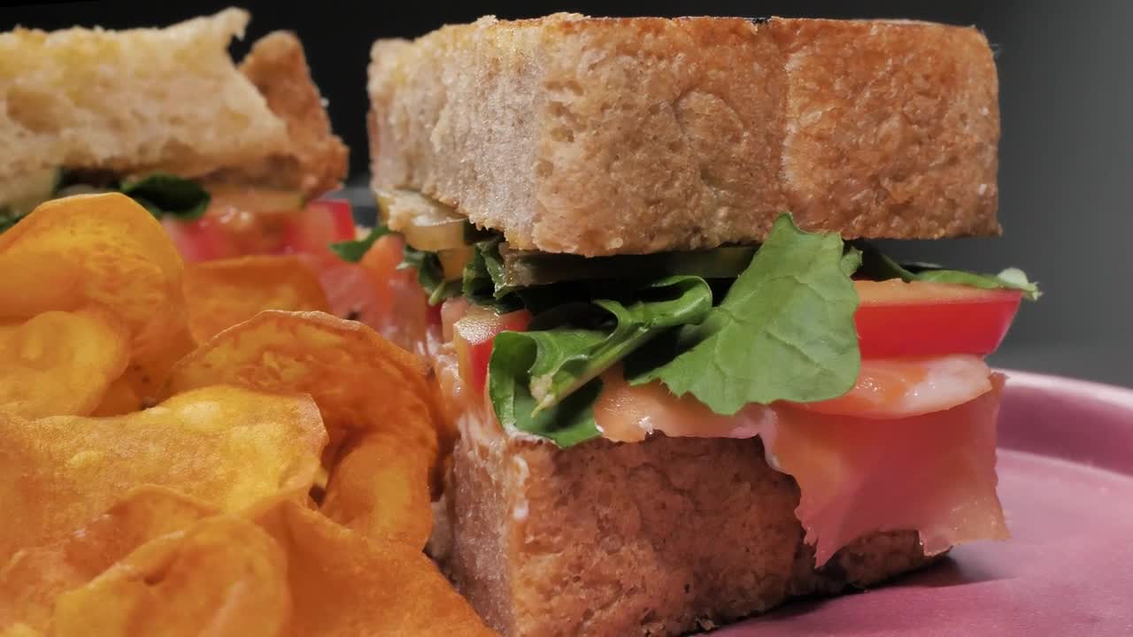 Stock Video Club Sandwich With Potato Chips Live Wallpaper For PC - Free Download