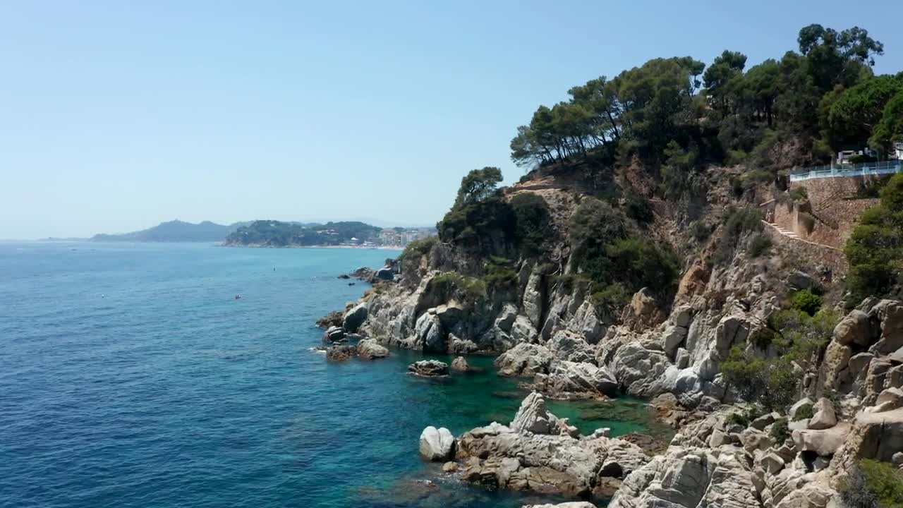 Free Stock Video Rocky Coast Against A Blue Sky Live Wallpaper - Free Download