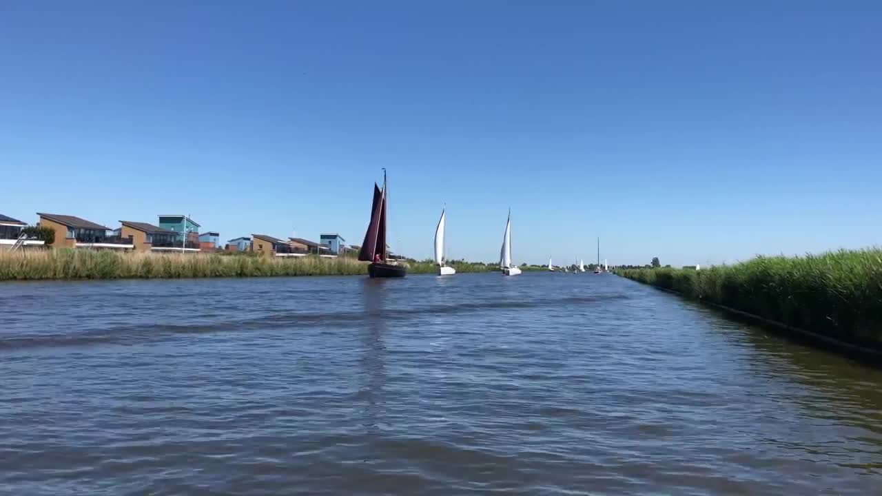 Free Stock Video Sailing On A Canal With Sailboats Live Wallpaper - Free Download