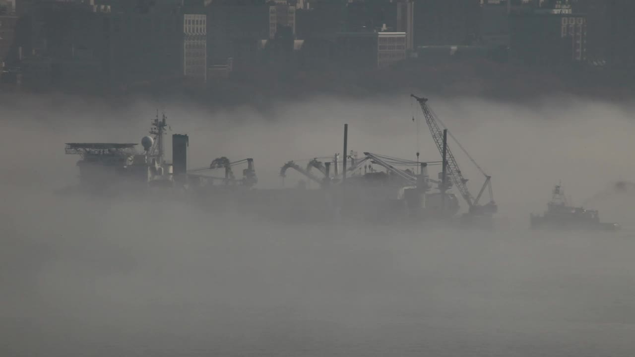 Stock Video Mist Covering Ship Animated Wallpaper - Free Download