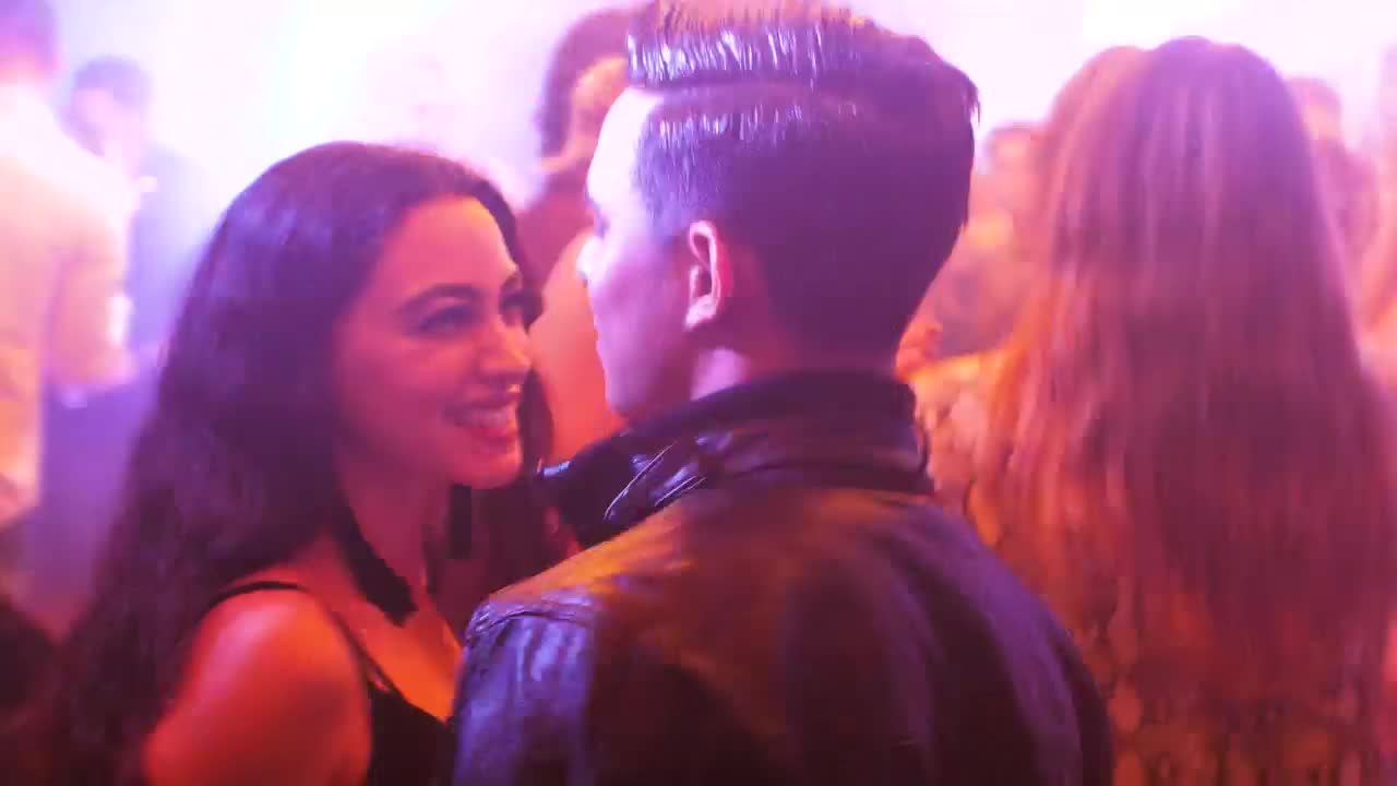 Stock Video Couple Dancing In Nightclub Live Wallpaper For PC - Free Download