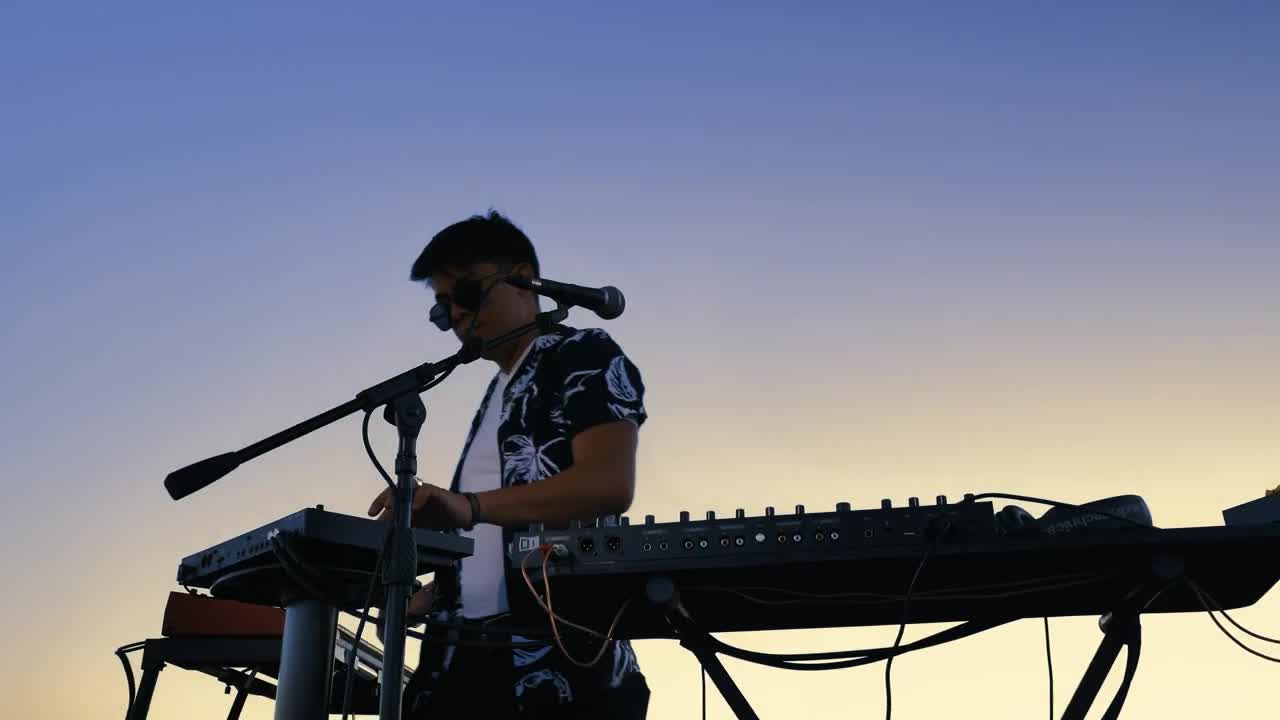 Free Video Stock talented dj mixing music in nature Live Wallpaper - Free Download