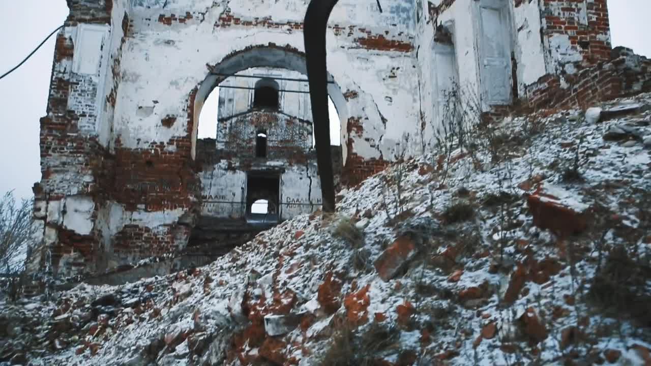 Free Stock Video Ruins Of An Old Church In The Snow Live Wallpaper - Free Download