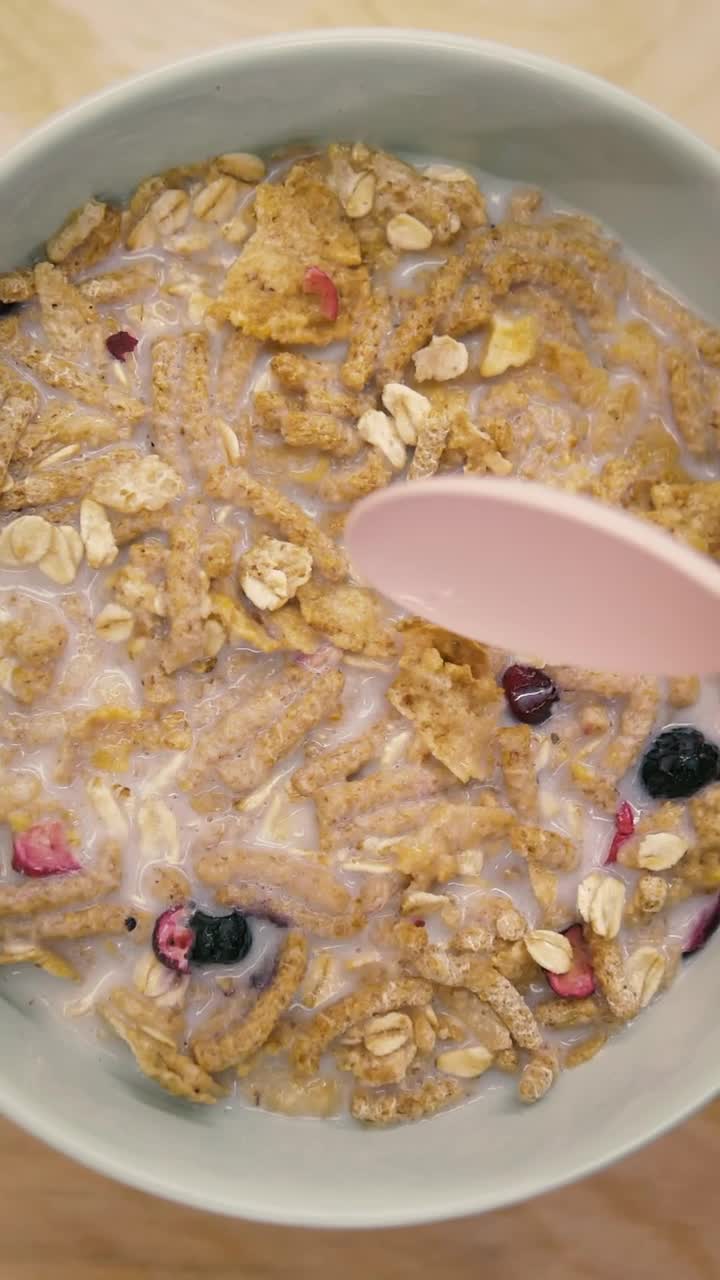 Free Video Stock Spoonful Of Healthy Cereal With Milk Live Wallpaper - Free Download