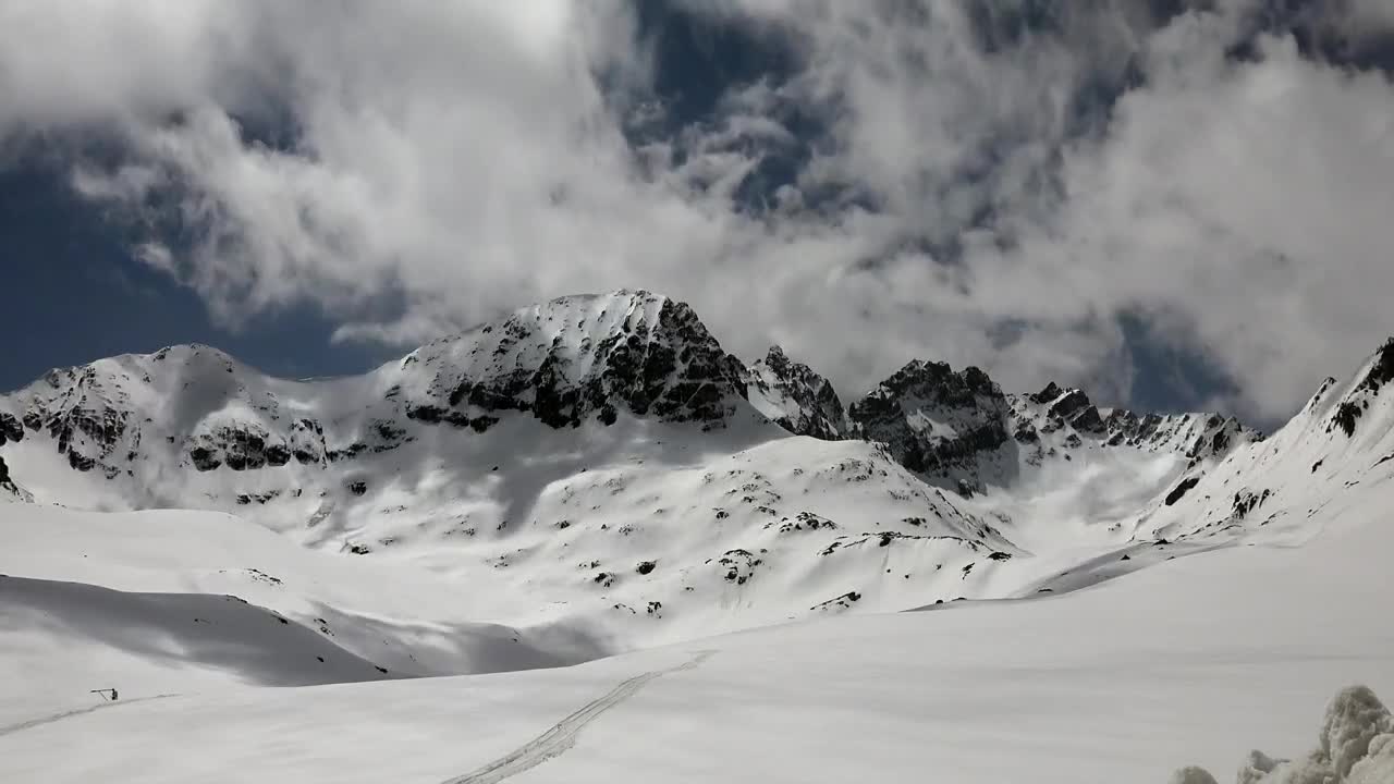 Free Stock Video Sharp Mountain With Snow Live Wallpaper - Free Download