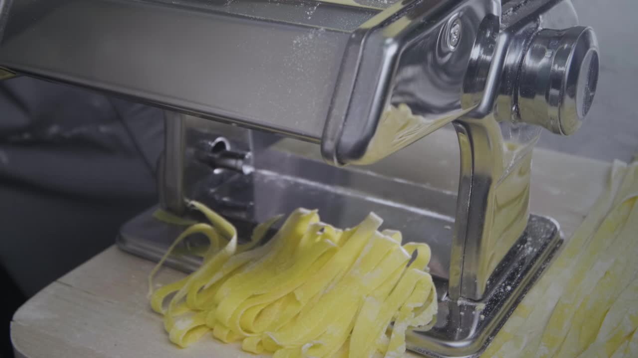 Stock Video Making Pasta With Professional Equipment Animated Wallpaper - Free Download
