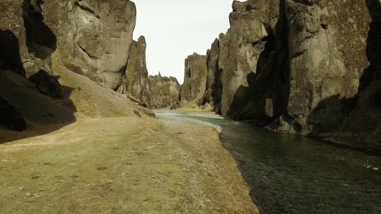 Stock Video Large Canyon River Animated Wallpaper - Free Download