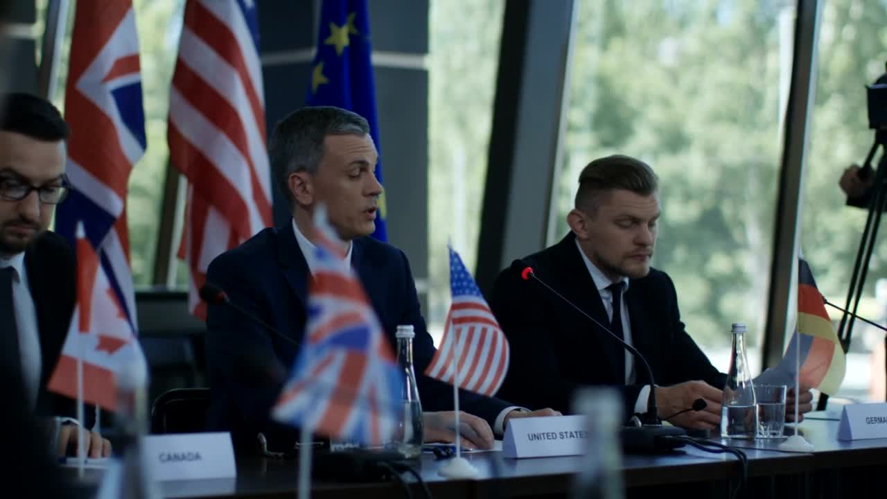 Stock Footage Usa Spokesman In An International Conference Live Wallpaper - Free Download