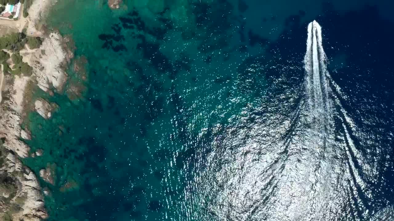 Stock Video Following A Small Motorboat Live Wallpaper For PC - Free Download
