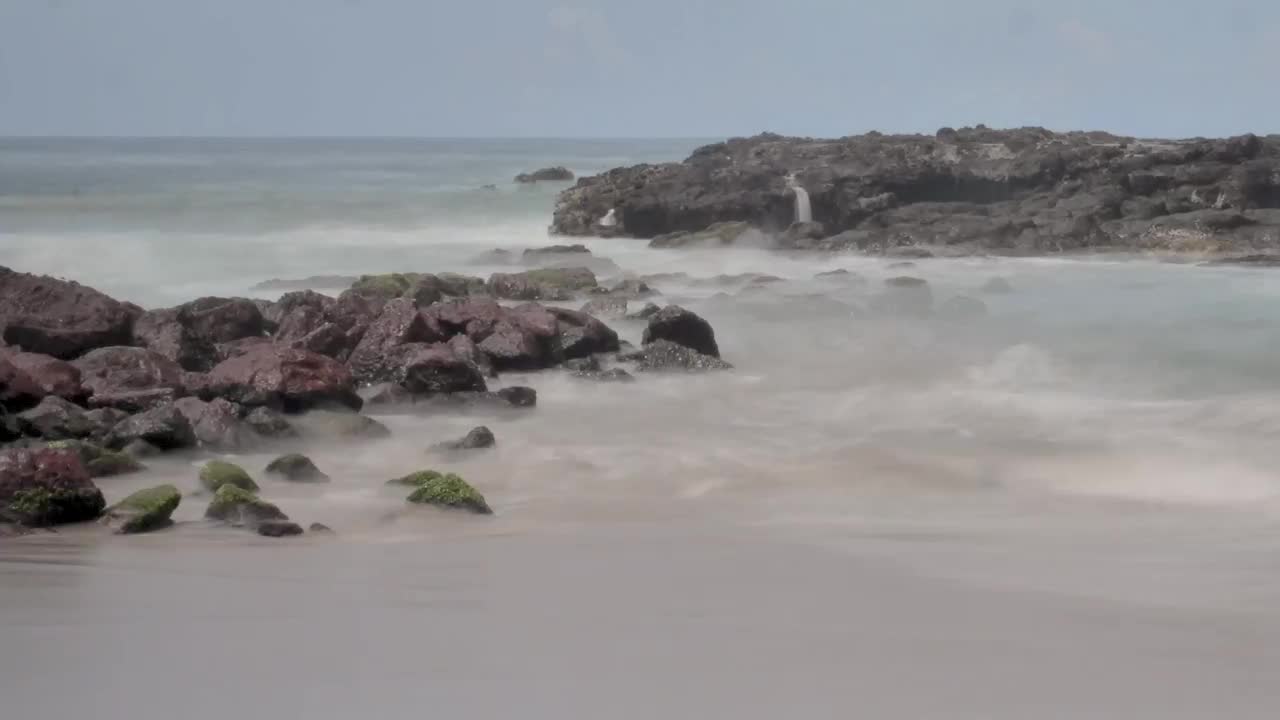 Free Stock Video Sea Waves Hitting Rocks Live Wallpaper - Free Download