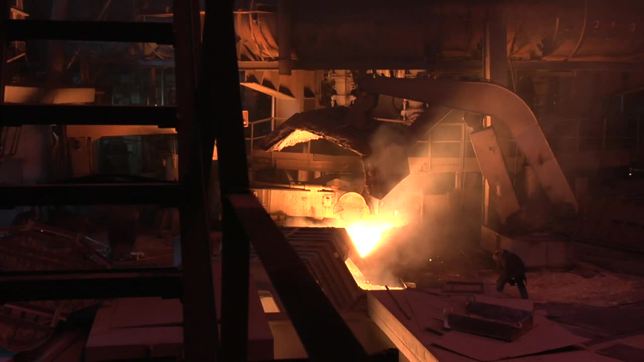 Stock Video Furnace And Steam In An Industrial Factory Live Wallpaper For PC - Free Download