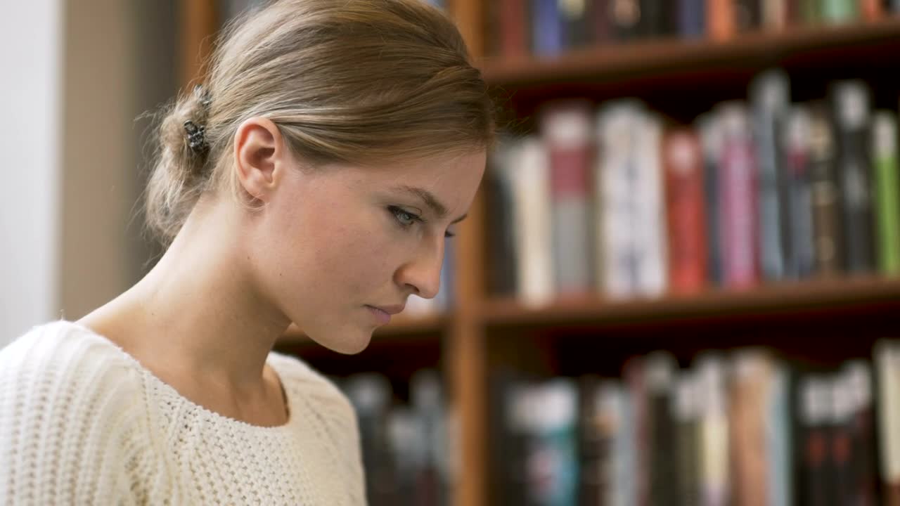 Video Stock Close Up Of A Focused Woman Live Wallpaper For PC - Free Download