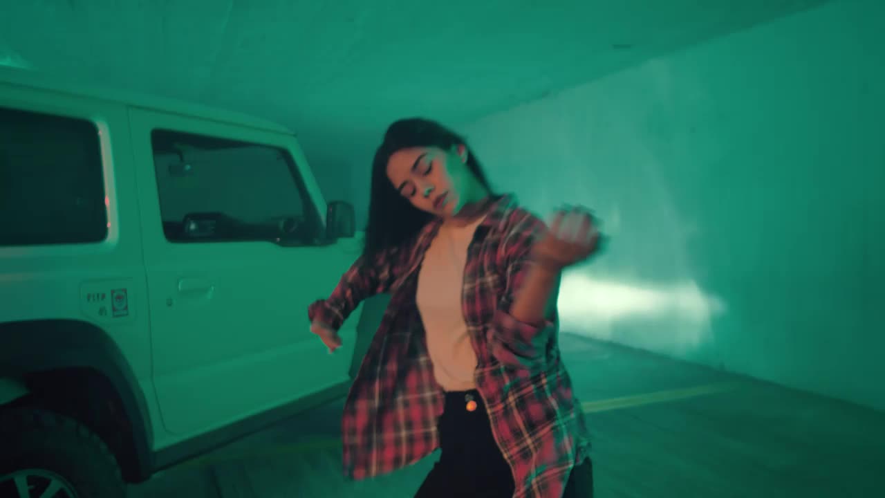 Free Stock Video Young Black Haired Girl Dancing Live Wallpaper - Free Download