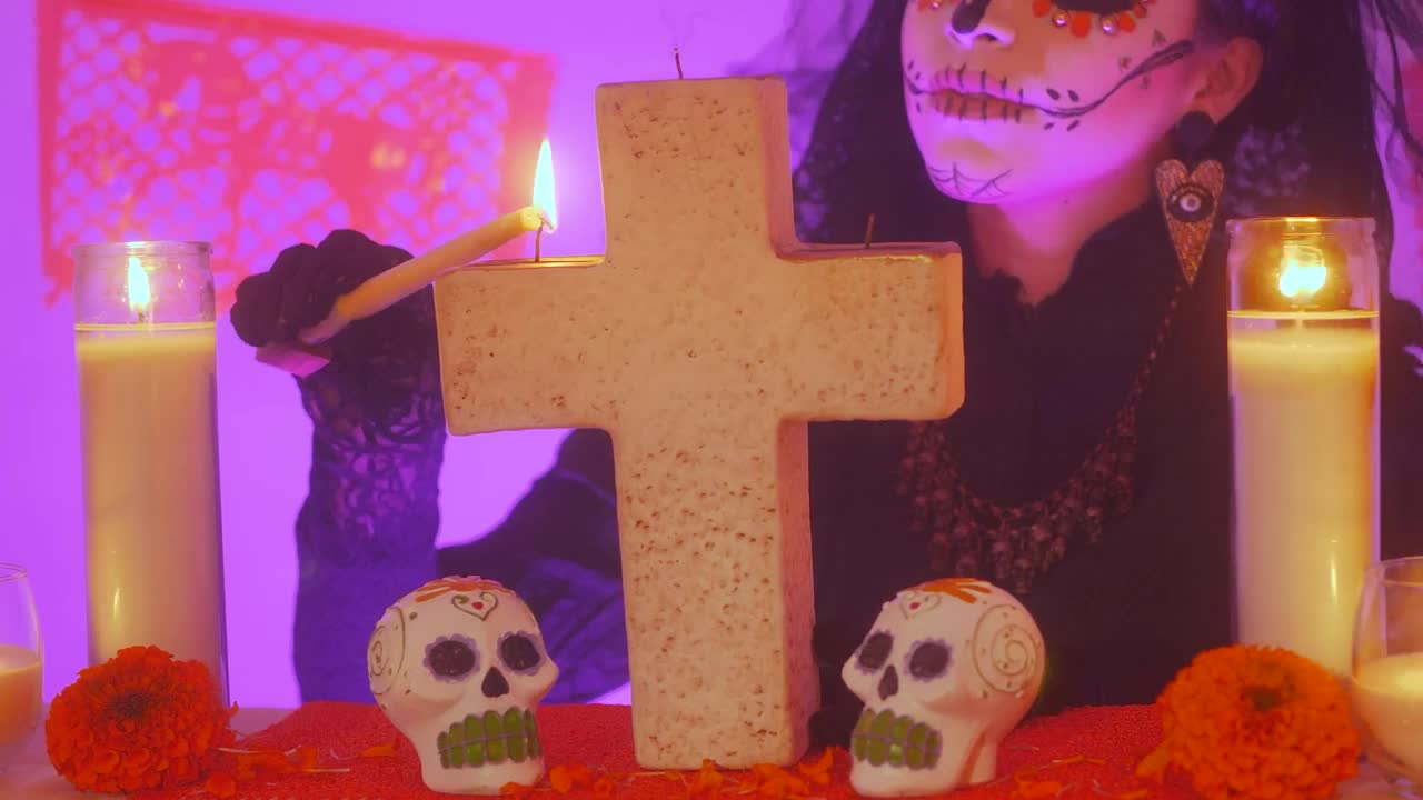 Stock Video Lighting The Candles Of An Altar Of The Dead Animated Wallpaper - Free Download